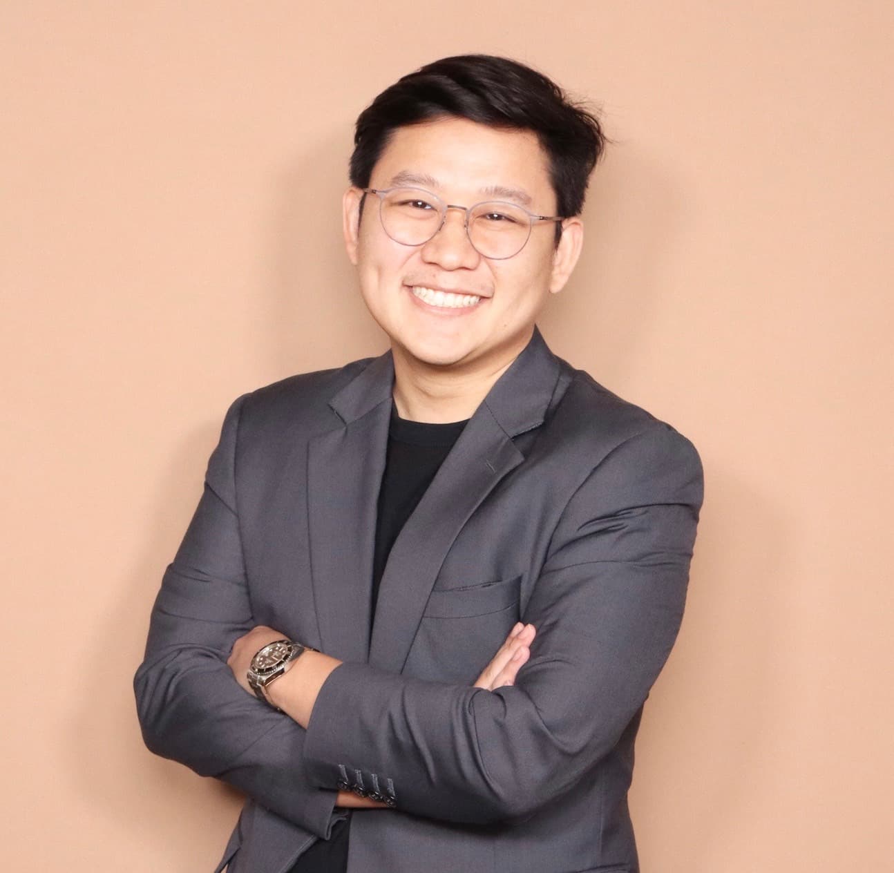 Asst. Prof. Dr. Udomsak Rakwongwan